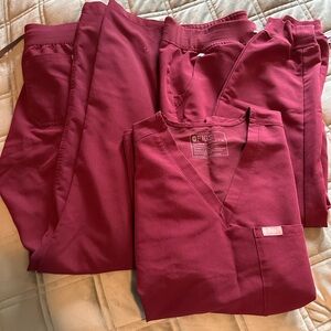 Figs Maroon Set